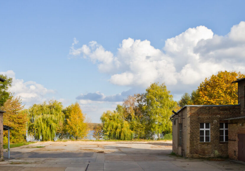Blick auf den See vom Gelämde aus vor dem Umbau